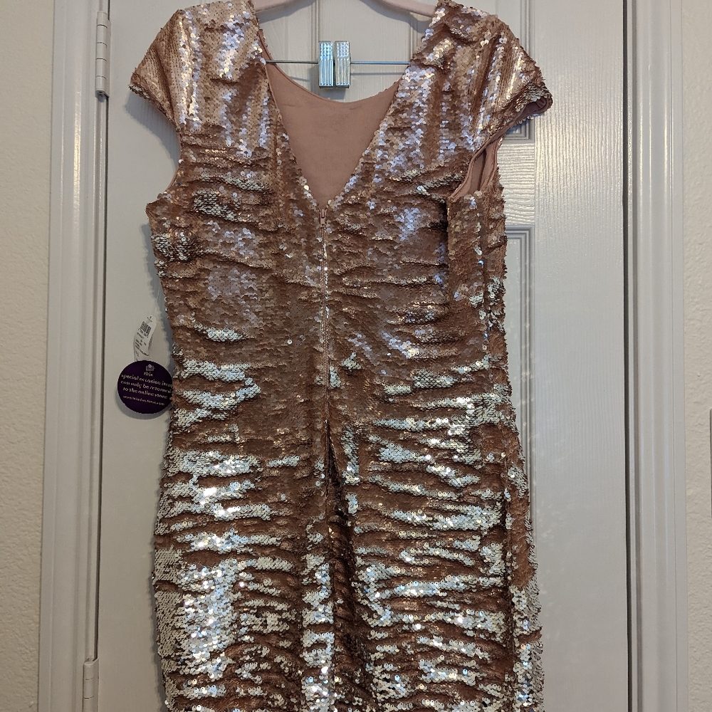 Pink sequin dress - Picture 5 of 8